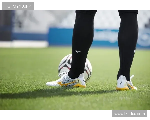 传奇足球鞋6与足球明星们的精彩瞬间与荣耀之路